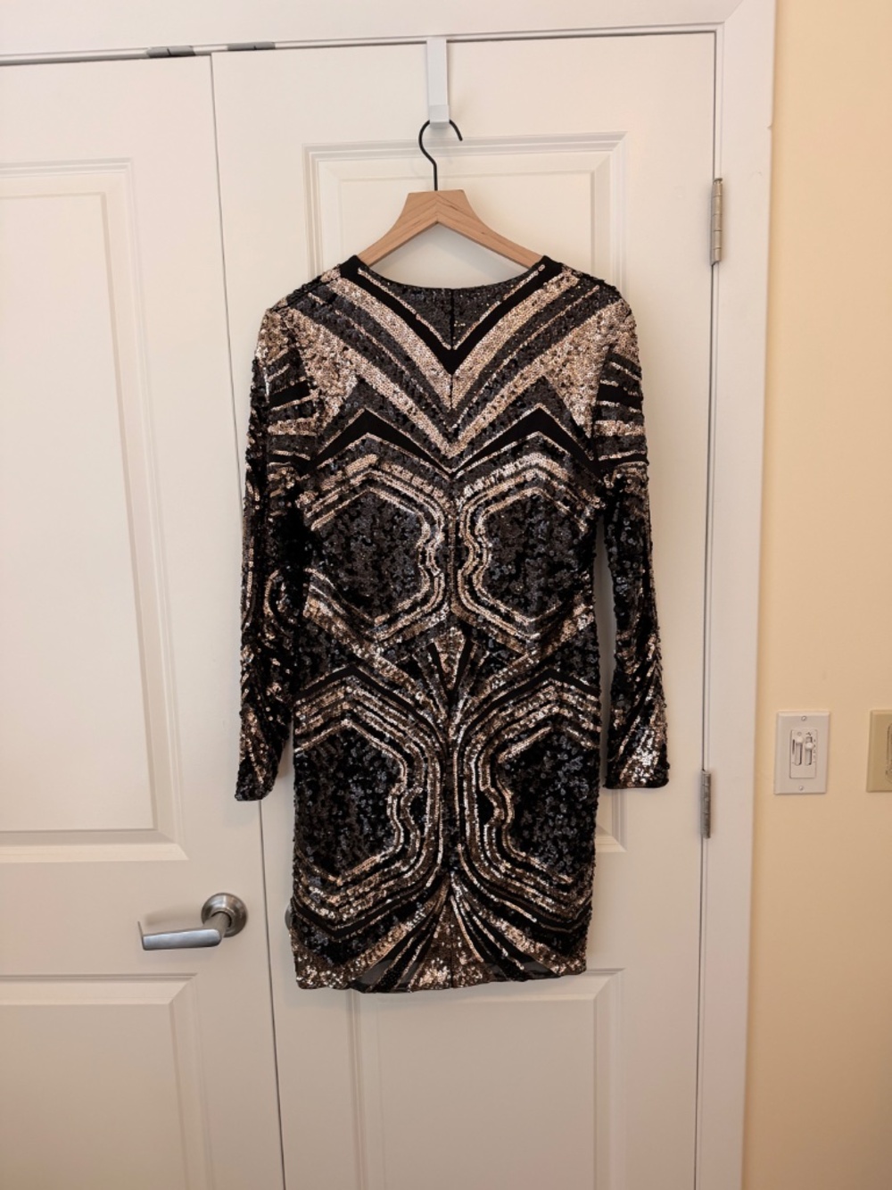 Bodycon Sequin Dress - Picture 2 of 3